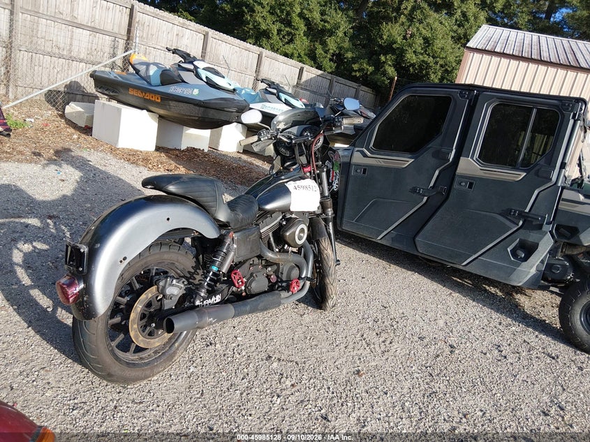 HARLEY-DAVIDSON FXDB 2015