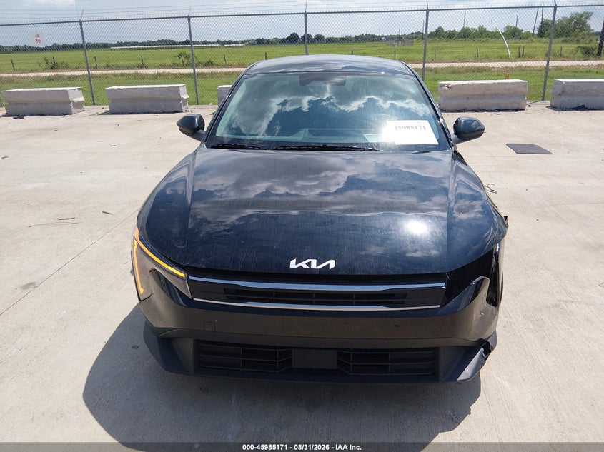 2025 KIA K4 LX · Фото 12