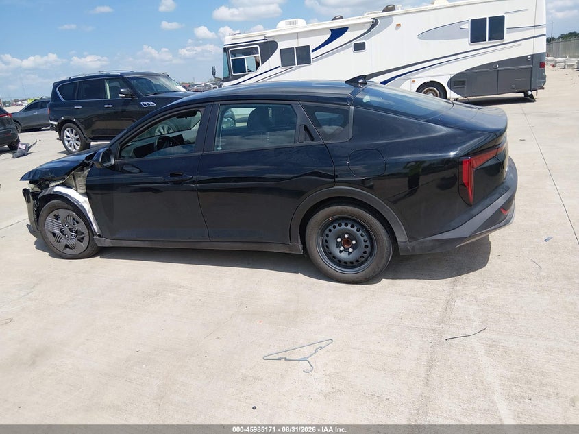 2025 KIA K4 LX · Фото 14
