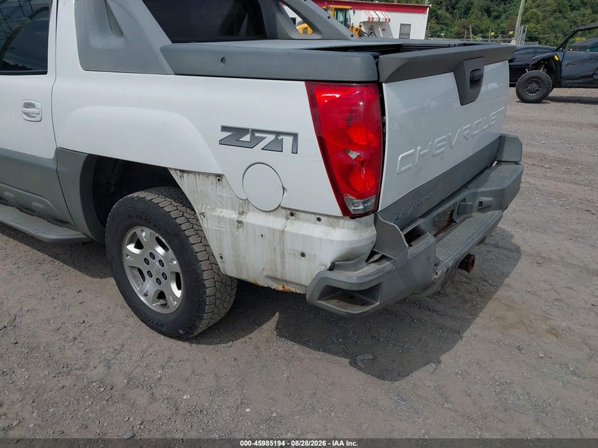 2002 CHEVROLET AVALANCHE 1500 auction photo 6