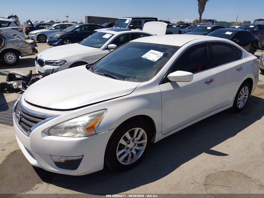 2013 Nissan Altima, Неизвестно, IAAI, VIN 1N4AL3AP9DN502139 — фото 2