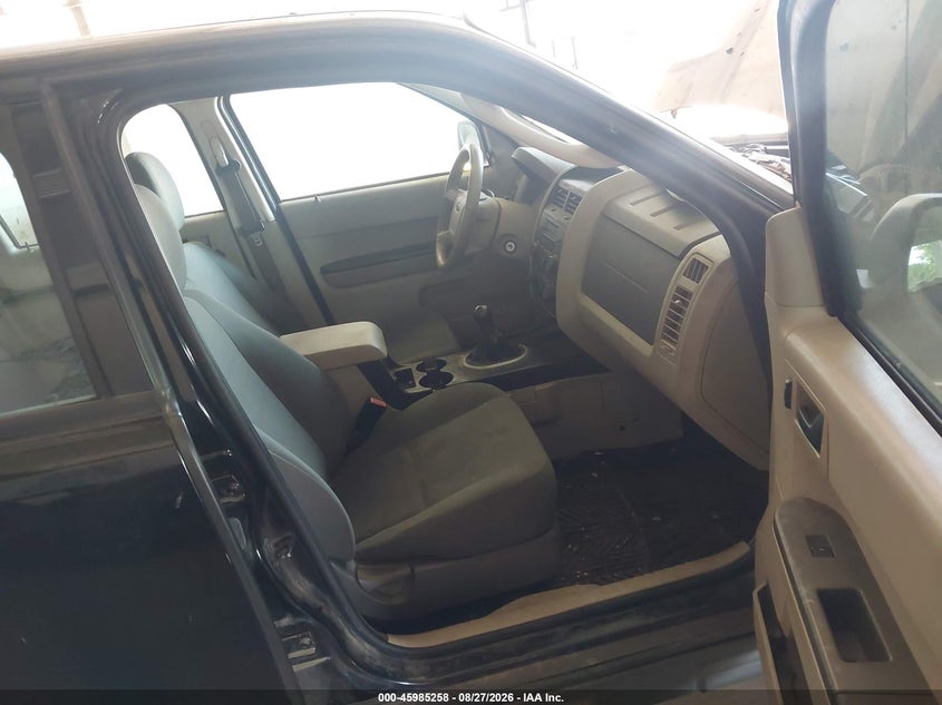 2012 FORD ESCAPE auction photo 5