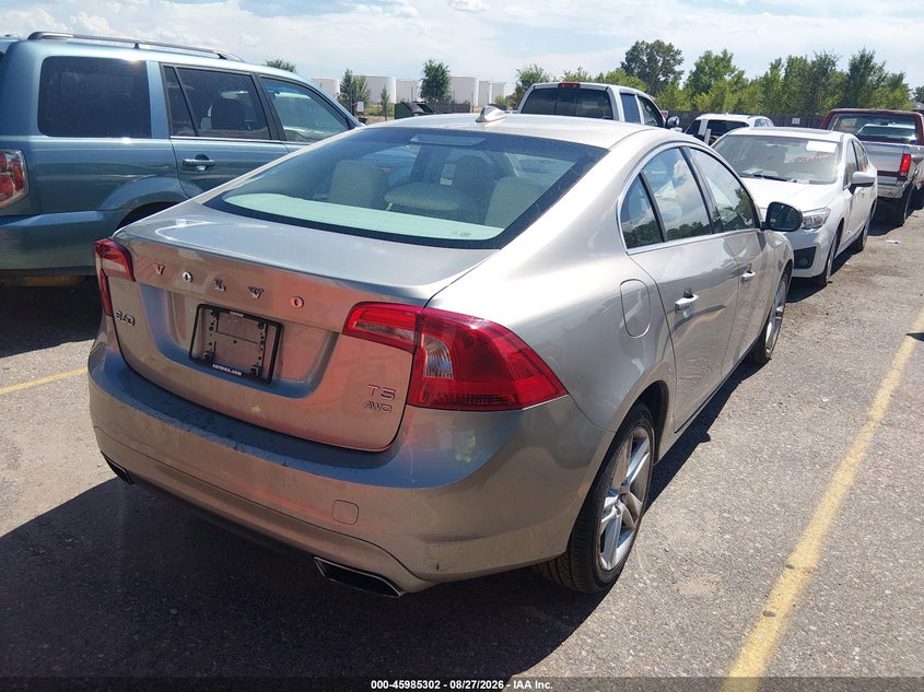 2015 VOLVO S60 auction photo 4