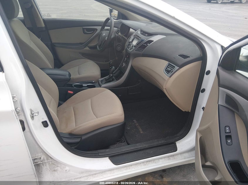 2015 HYUNDAI ELANTRA auction photo 5
