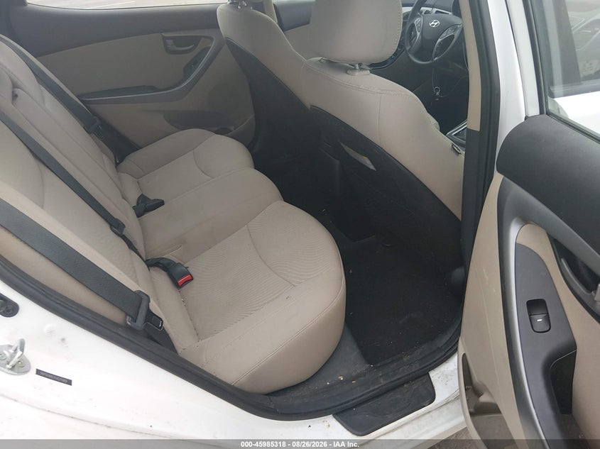 2015 HYUNDAI ELANTRA auction photo 8