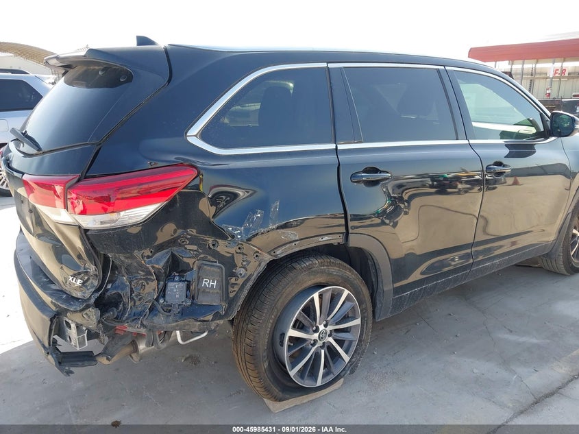 TOYOTA HIGHLANDER - zdjęcie 6