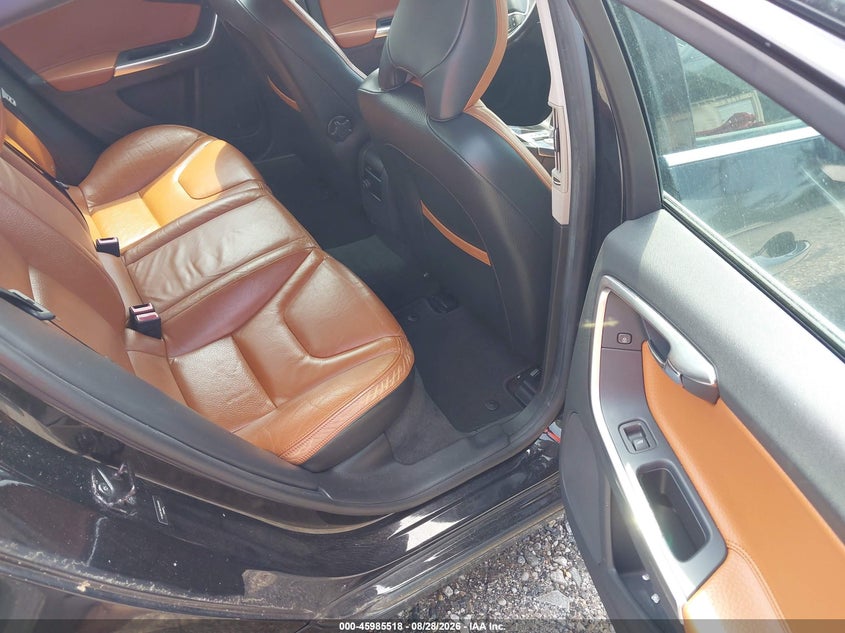 2012 VOLVO S60 auction photo 8