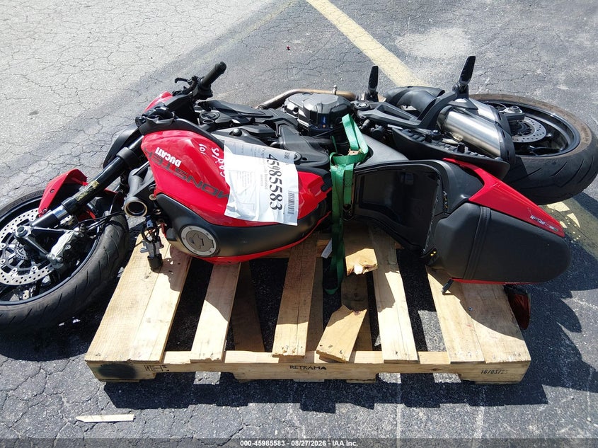 DUCATI MONSTER 2022