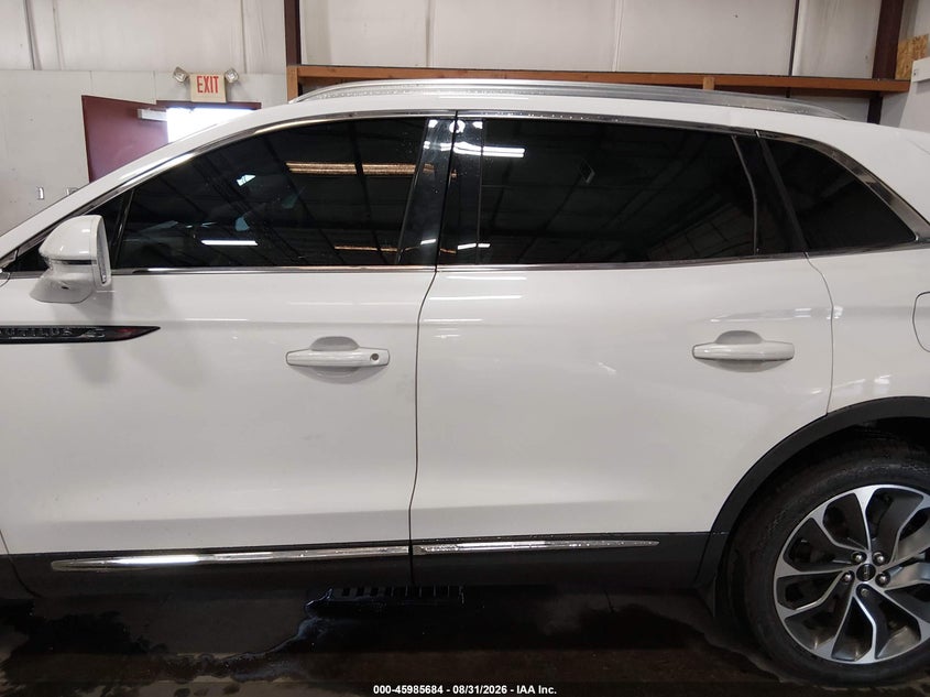 LINCOLN NAUTILUS 2021 VIN 2LMPJ8KP0MBL01389