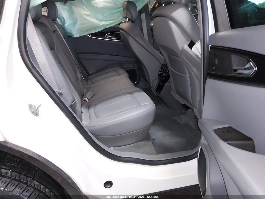 LINCOLN NAUTILUS 2021 VIN 2LMPJ8KP0MBL01389
