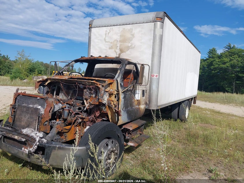 2005 FORD F-650 auction photo 2