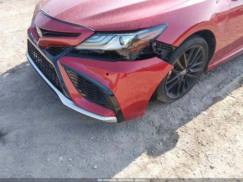 TOYOTA CAMRY - zdjęcie 18
