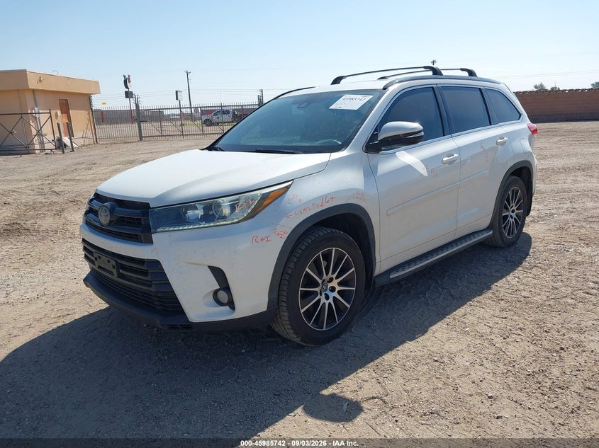 Vin: 5tdkzrfhxjs540678, lot: 46485015, toyota highlander se 20182