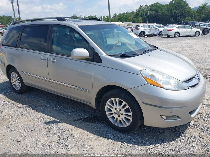 2007 TOYOTA SIENNA auction photo 1