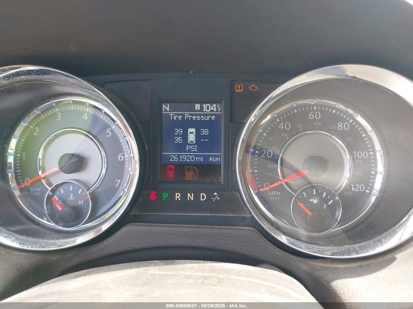 2013 CHRYSLER TOWN & COUNTRY auction photo 7