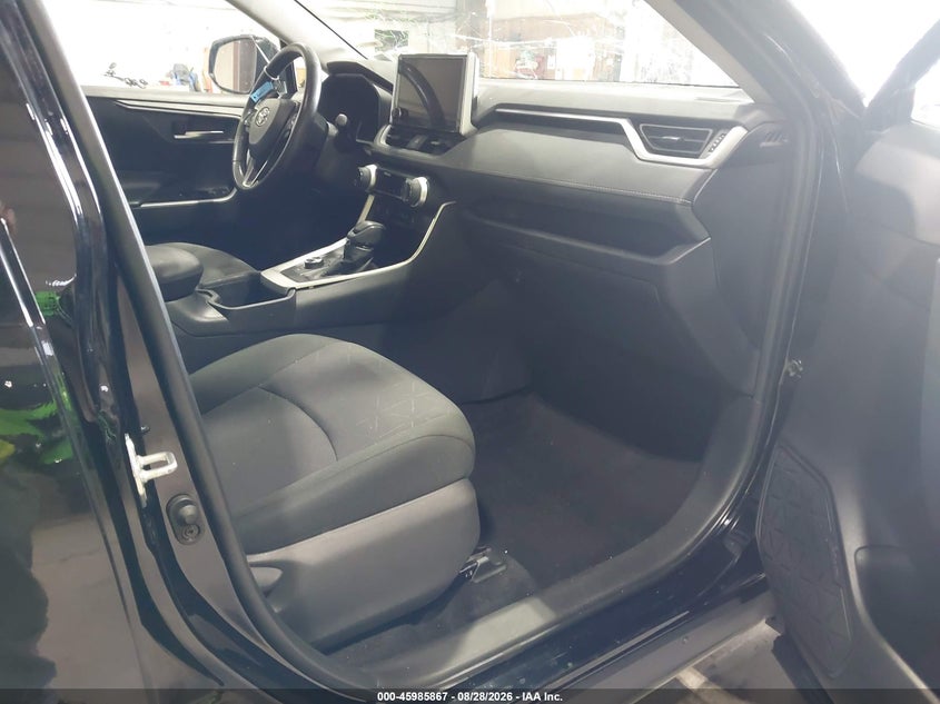 TOYOTA RAV4 HYBRID - zdjęcie 5