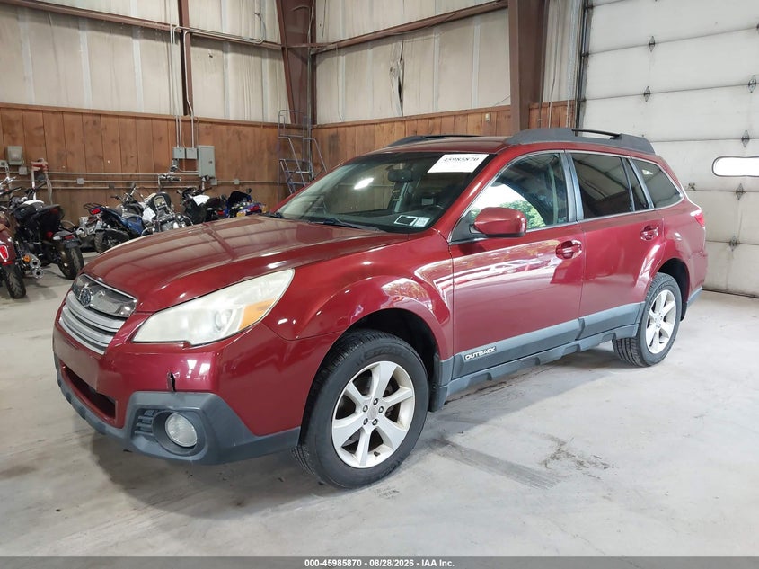 2013 SUBARU OUTBACK auction photo 2