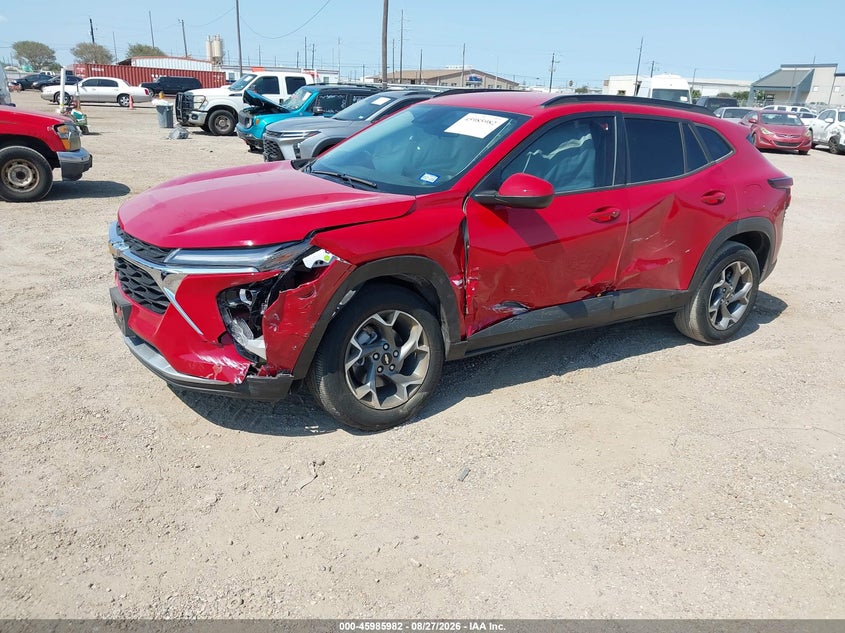 2026 Chevrolet Trax, Right Side, IAAI, VIN KL77LHEP2TC084655 — photo 2