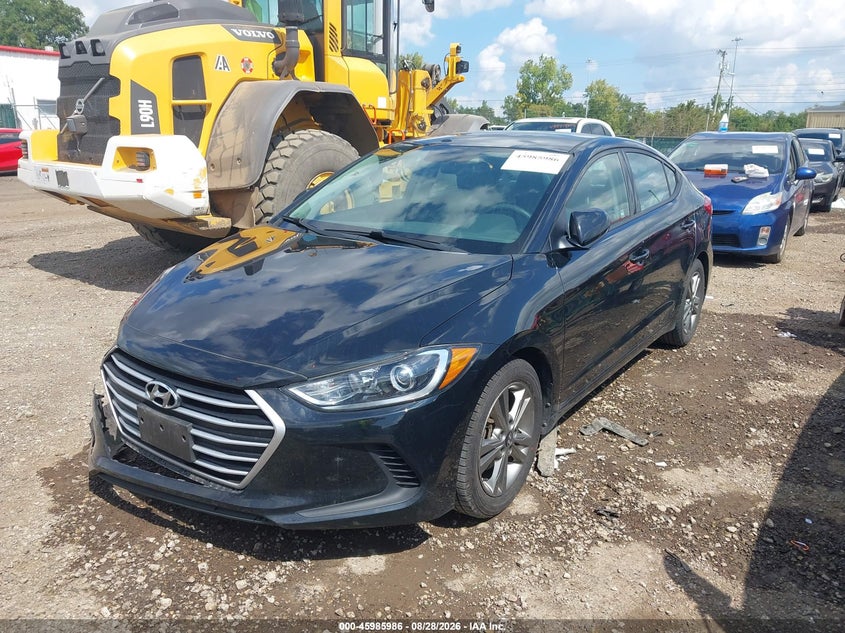 2017 Hyundai Elantra Se, Front End, IAAI, VIN 5NPD84LF2HH172093 — photo 2