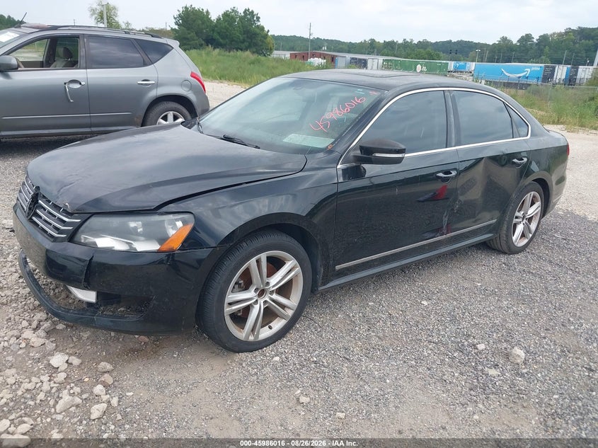2013 VOLKSWAGEN PASSAT auction photo 2