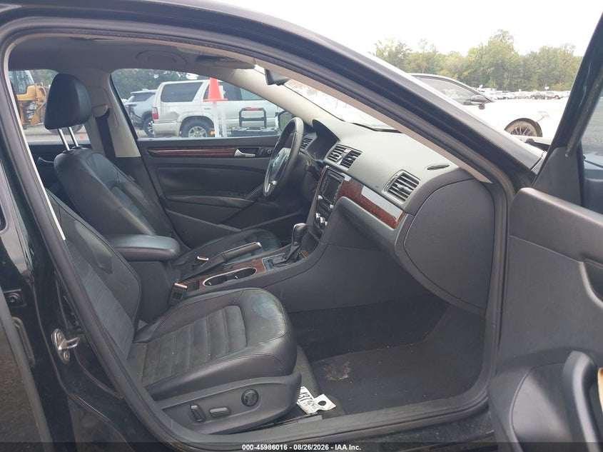 2013 VOLKSWAGEN PASSAT auction photo 5