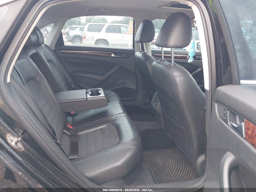 2013 VOLKSWAGEN PASSAT auction photo 8