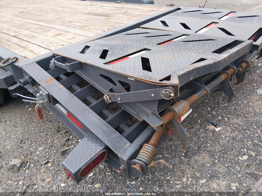 2024 NORSTAR 20' FLATBED TRAILER auction photo 6