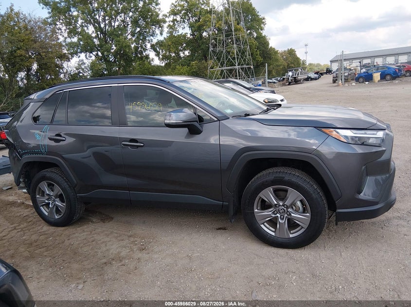 TOYOTA RAV4 - zdjęcie 14