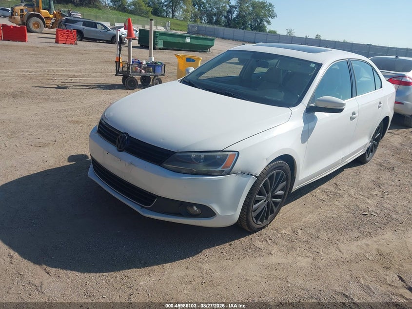 2012 Volkswagen Jetta, Right Side, IAAI, VIN 3VWLP7AJ4CM376840 — photo 2