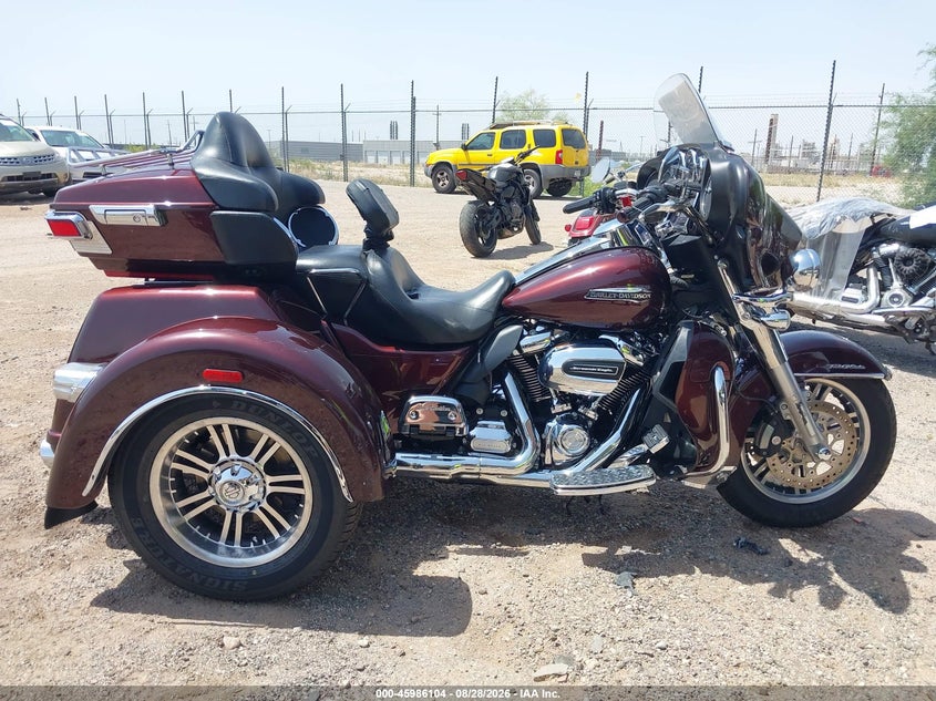 HARLEY-DAVIDSON FLHTCUTG 2019
