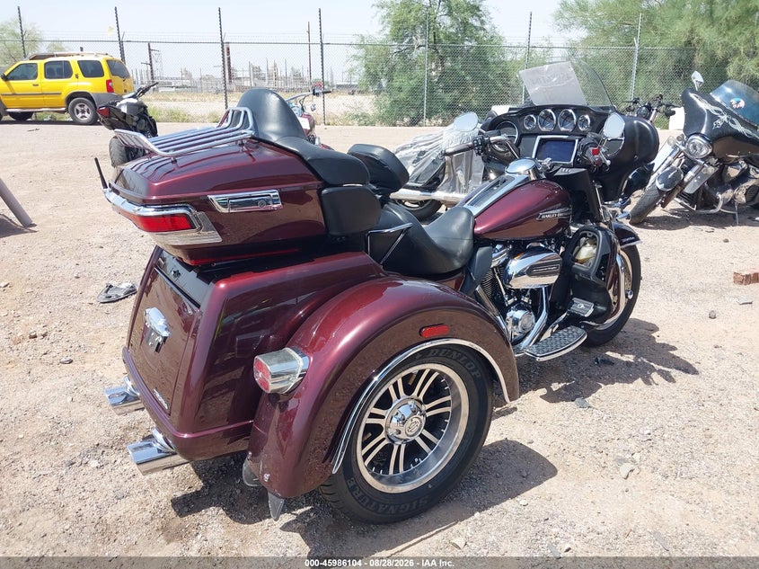 HARLEY-DAVIDSON FLHTCUTG 2019