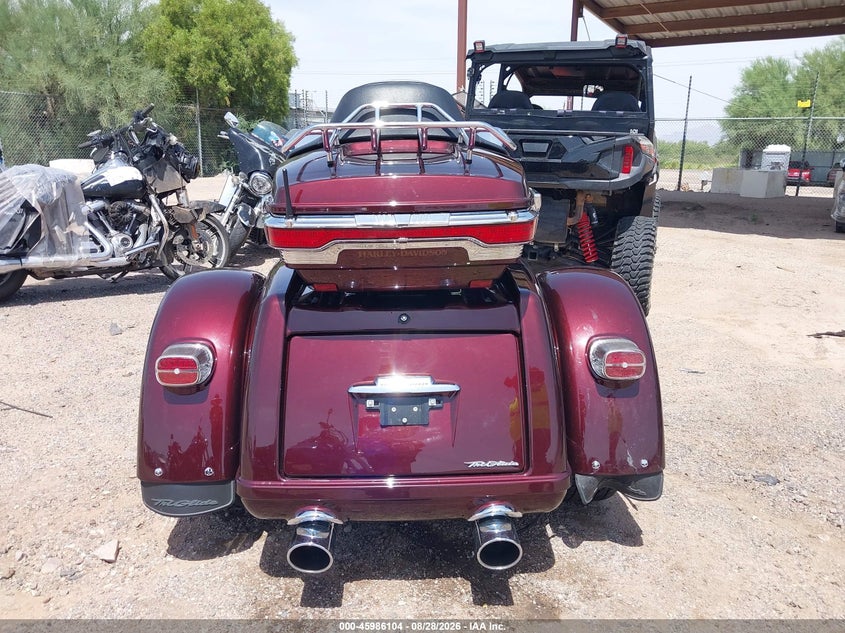 HARLEY-DAVIDSON FLHTCUTG 2019