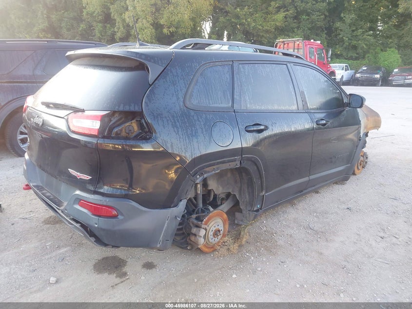 2018 JEEP CHEROKEE auction photo 4