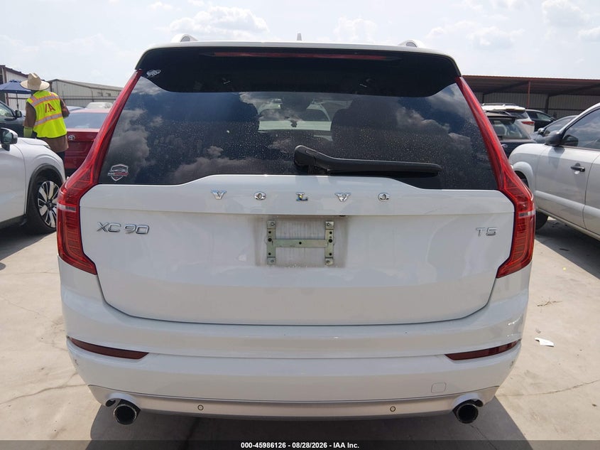 VOLVO XC90 - zdjęcie 17