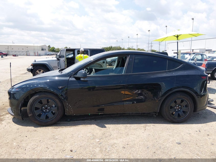 TESLA MODEL Y - zdjęcie 14