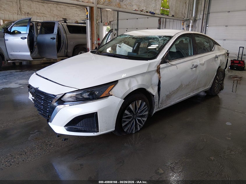 2025 Nissan Altima, Повреждение двигателя, IAAI, VIN 1N4BL4DW6SN379460 — фото 2