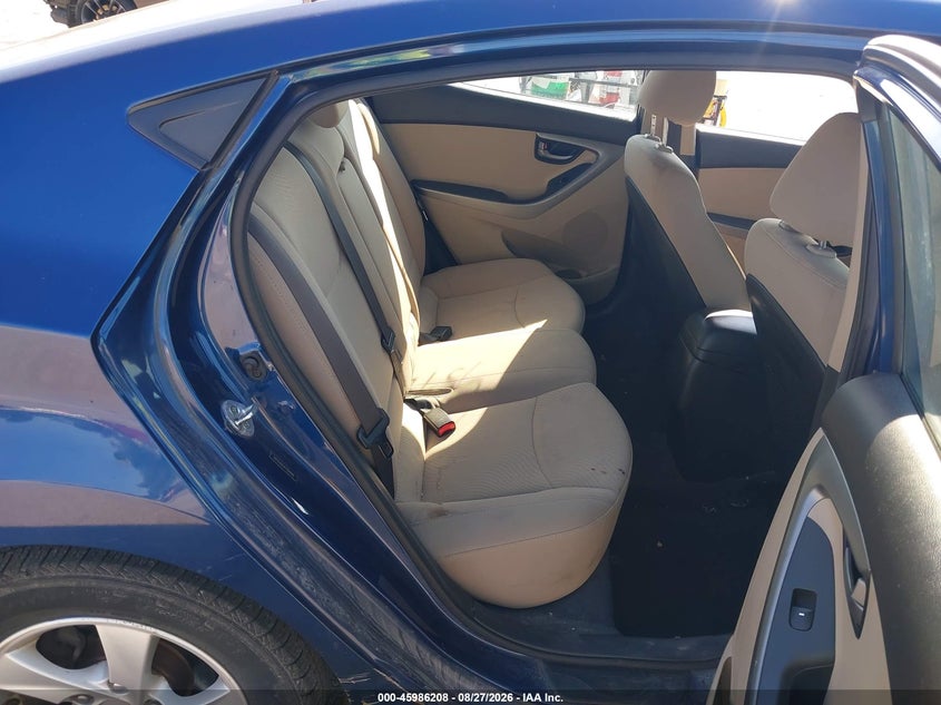 2015 HYUNDAI ELANTRA auction photo 8