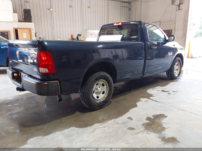 Vin: 3c6jr7dg8hg706979, lot: 46485504, ram 1500 tradesman  4x4 8' box 20174