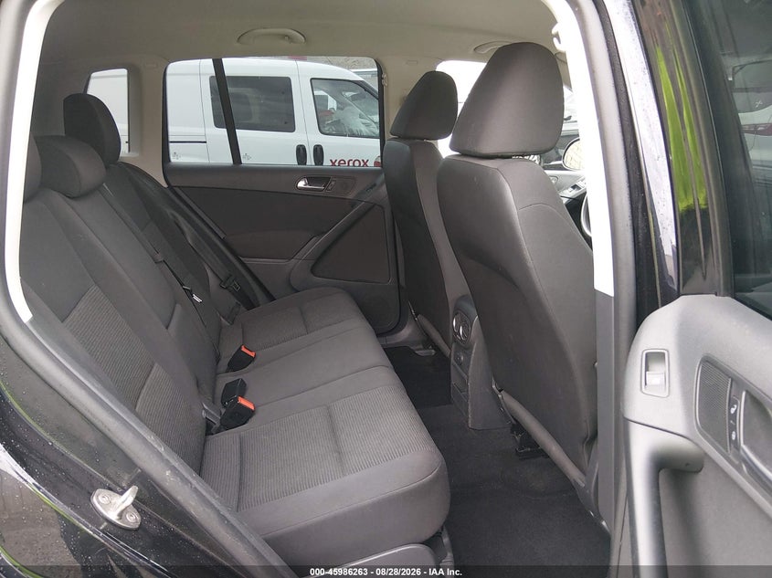 VOLKSWAGEN TIGUAN LIMITED 2018 VIN WVGBV7AX5JK002777