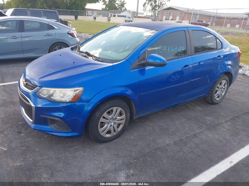 2017 CHEVROLET SONIC auction photo 2