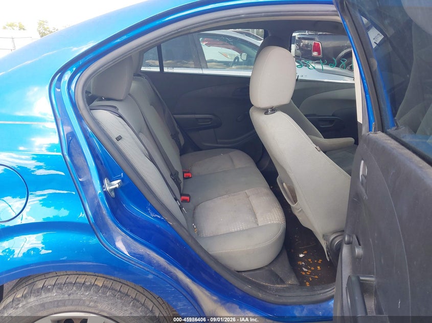 2017 CHEVROLET SONIC auction photo 8
