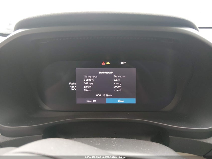 2025 VOLVO XC40 B5 PLUS DARK THEME · Фото 7