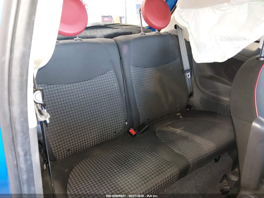 FIAT 500 2017 VIN 3C3CFFKR4HT586487