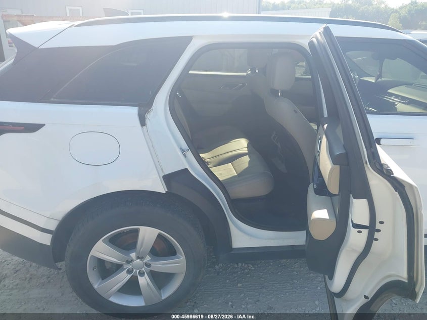 2019 LAND ROVER RANGE ROVER VELAR auction photo 8