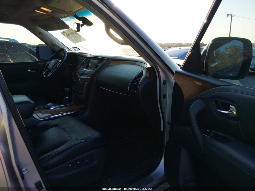 2011 INFINITI QX56 auction photo 5