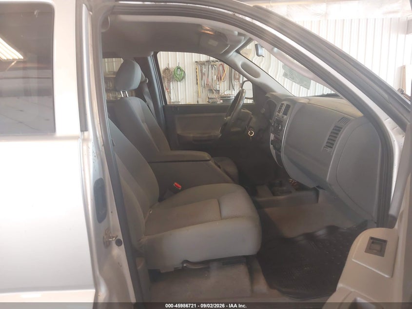 2007 DODGE DAKOTA auction photo 5