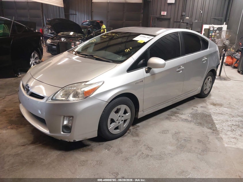 2010 Toyota Prius, Перёд и зад, IAAI, VIN JTDKN3DU7A0188834 — фото 2