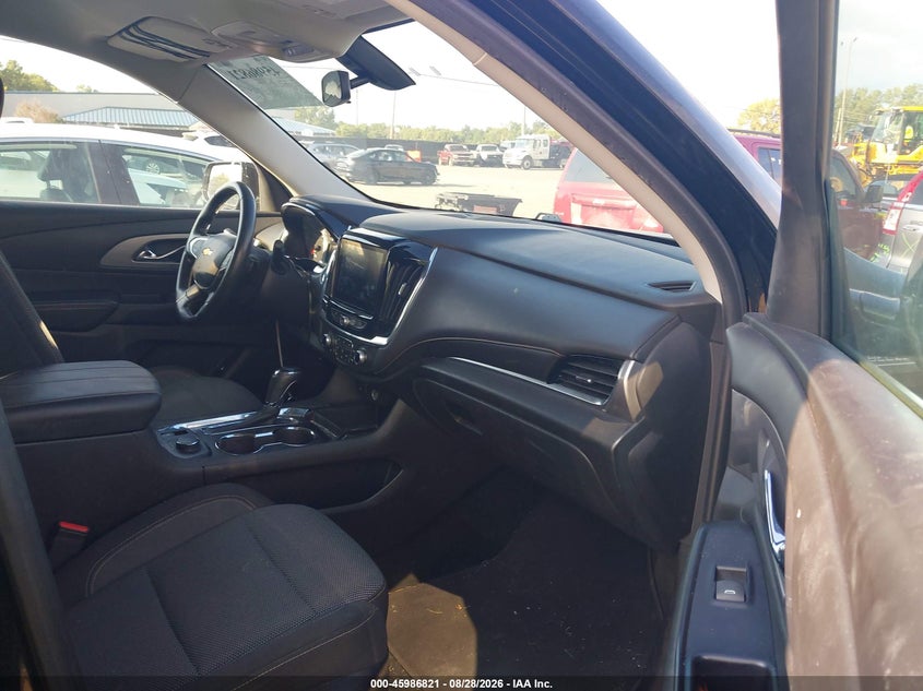 2018 CHEVROLET TRAVERSE auction photo 5