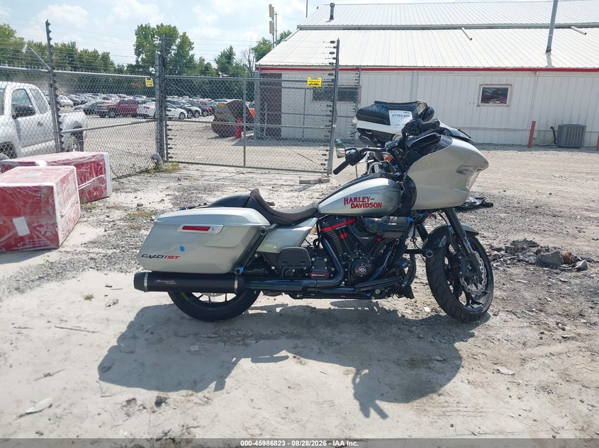 HARLEY-DAVIDSON FLTRXSTSE 2025