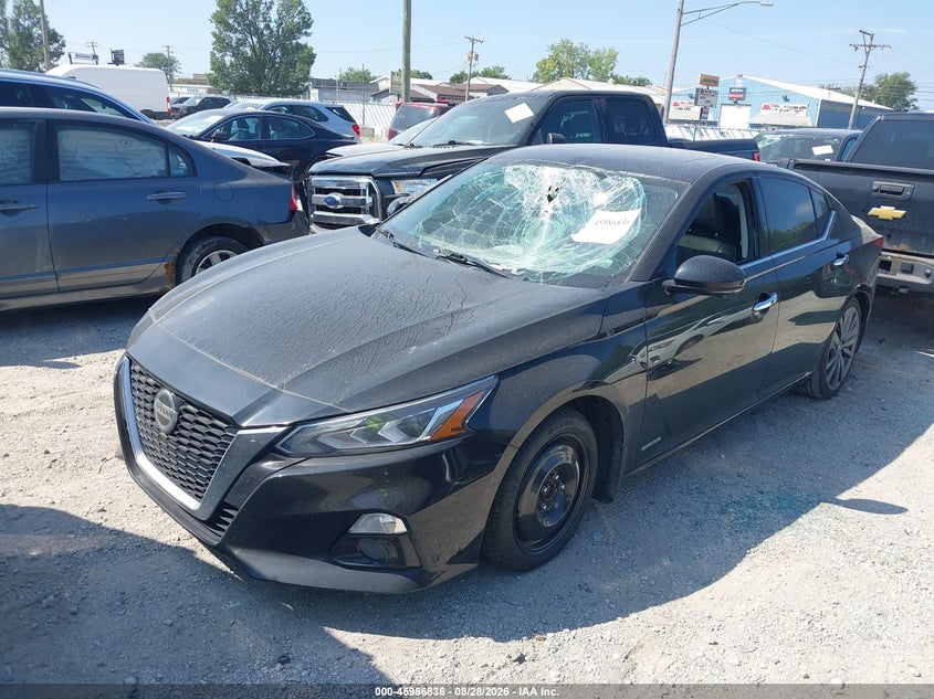2019 Nissan Altima, Storm Damage, IAAI, VIN 1N4AL4FV6KC154113 — photo 2
